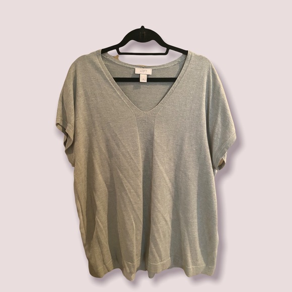 Light green sweater top - Picture 1 of 4